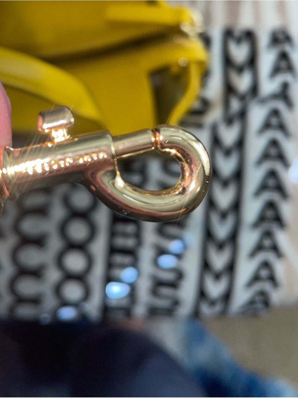 Marc Jacobs Yellow The Tote Bag Pebbled Leather Top-Handle Tote - Picture 11 of 11